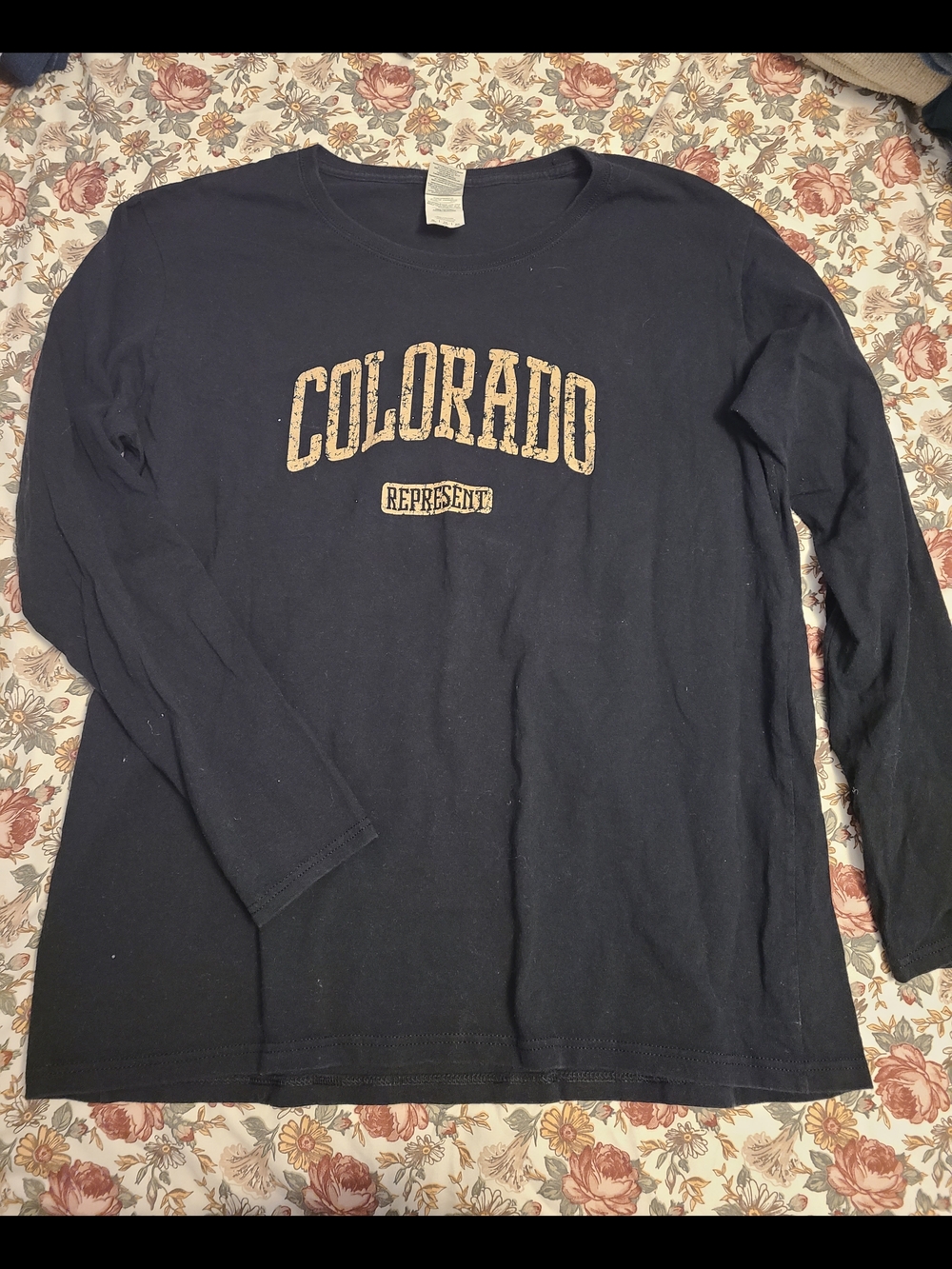 Gildan Black Heavy Cotton Tee with White Neck Tag
